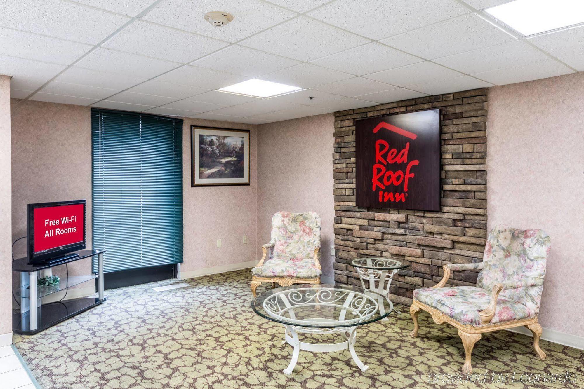 Red Roof Inn Моргед Екстер'єр фото
